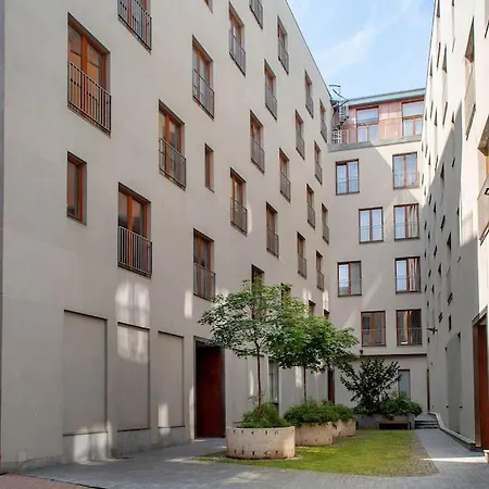 Cosy Old Town Flat In A Modern Secured Apt. Block Appartamento Riga