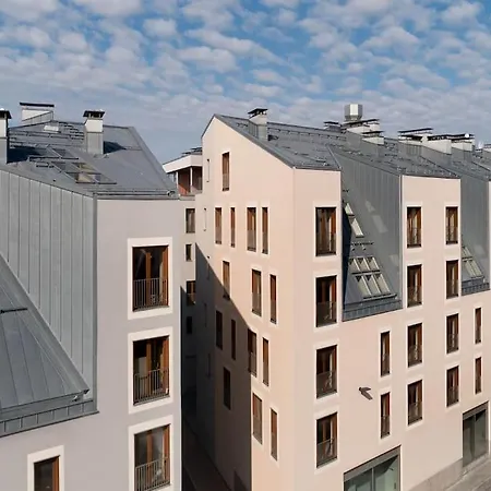 Cosy Old Town Flat In A Modern Secured Apt. Block Apartment